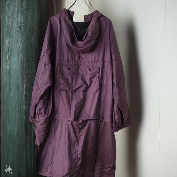 New Balance overcoat - Picture 2 of 8